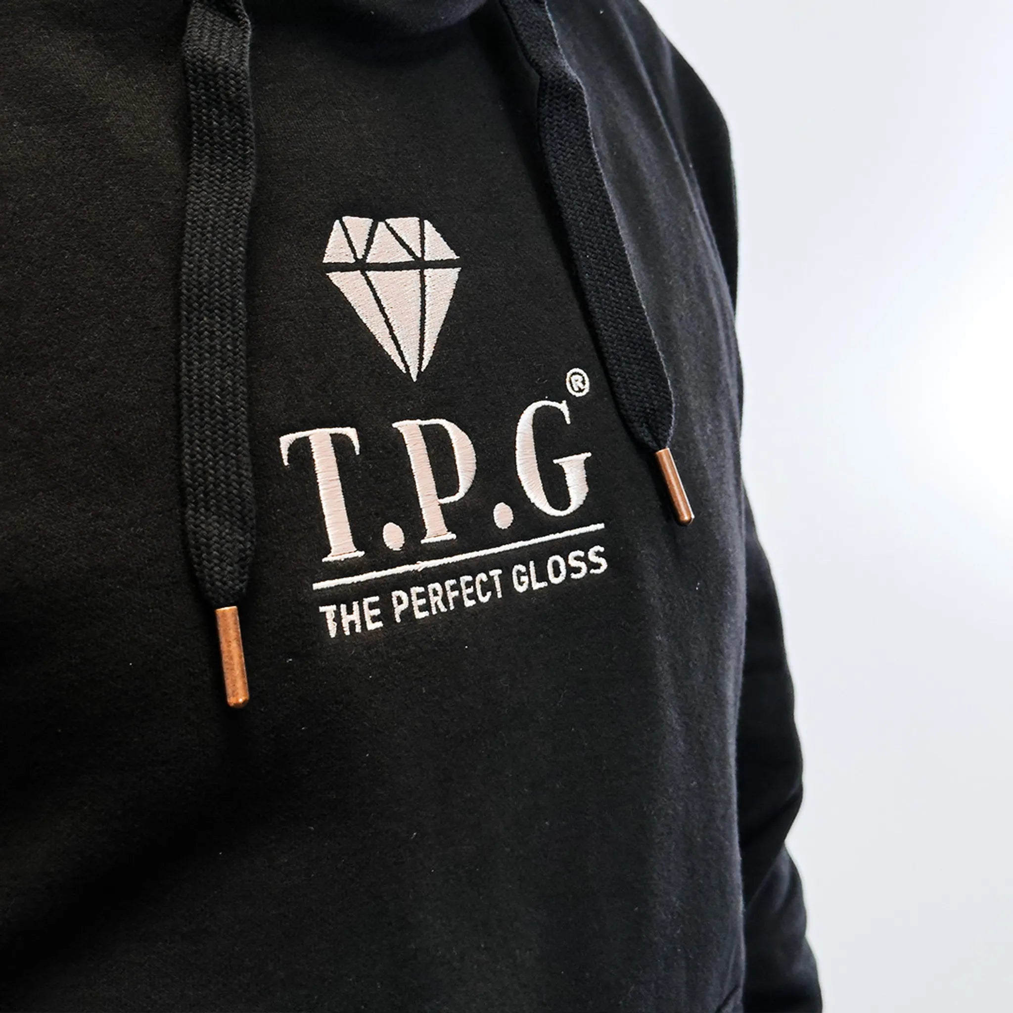 Hoodie TPG Svart | Beige brodyr